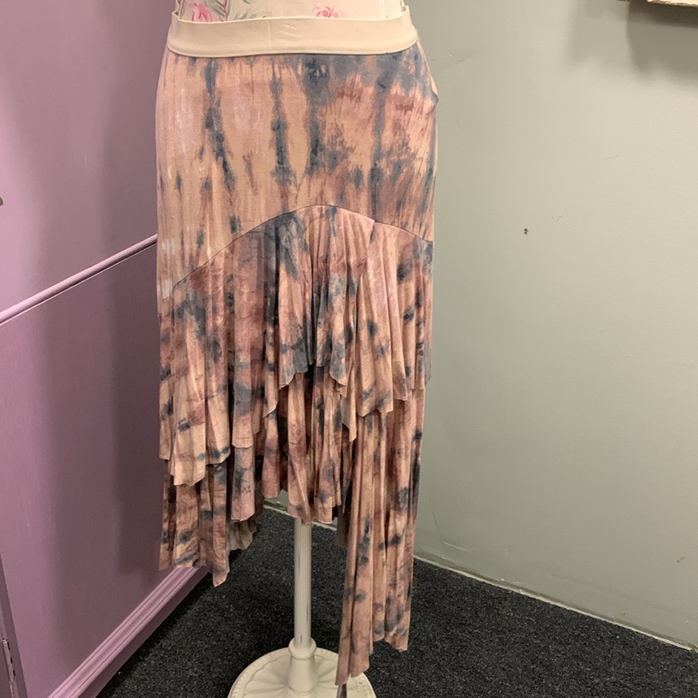 Flowy Peace Love World Skirt - Picture 2 of 4